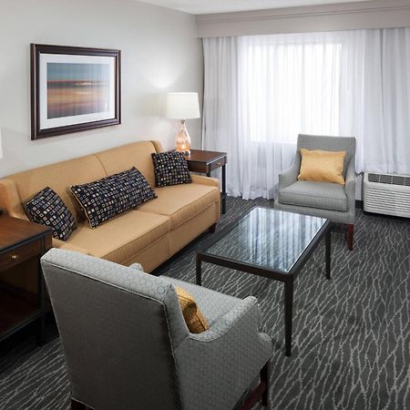 Courtyard By Marriott Waco Hotel Екстериор снимка